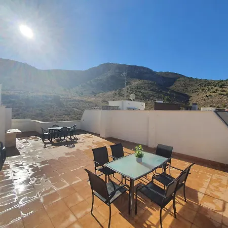 Cubo's Benalvistas Urban Love & 2 Free Parking Apartamento *