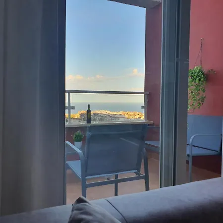 Cubo's Benalvistas Urban Love & 2 Free Parking Benalmádena