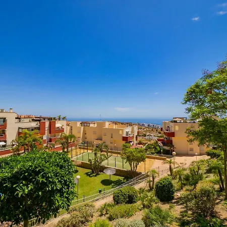 Cubo's Benalvistas Urban Love & 2 Free Parking * Benalmádena