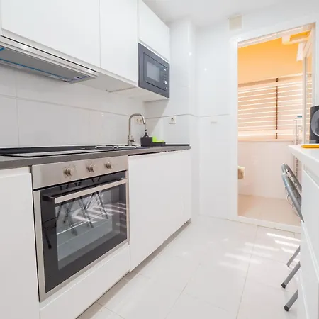 Cubo's Benalvistas Urban Love & 2 Free Parking Apartamento *